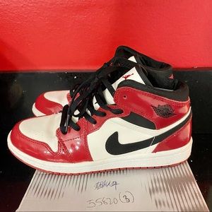 Jordan 1 Retro Chicago Bulls Patent 2003